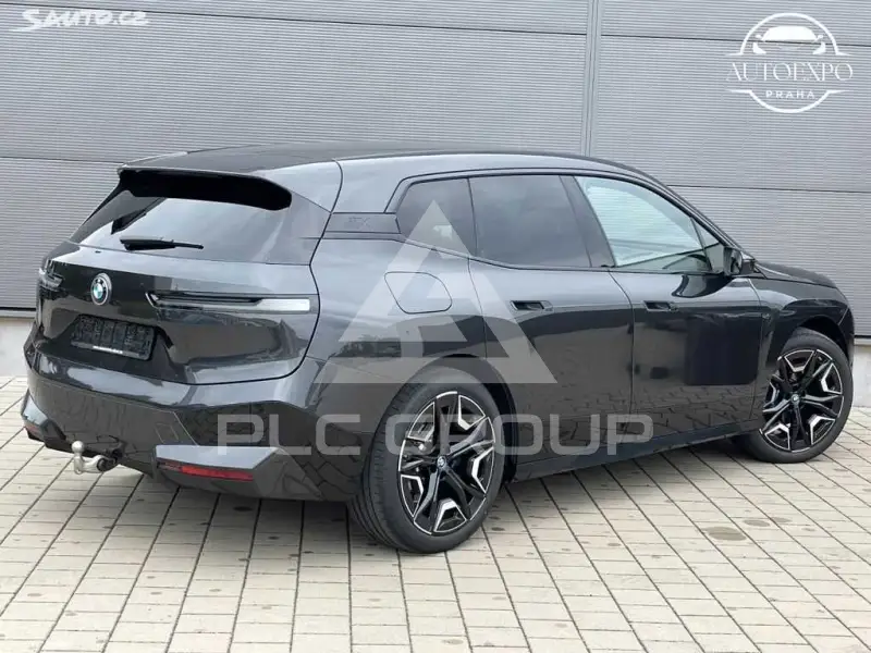 2023 BMW iX