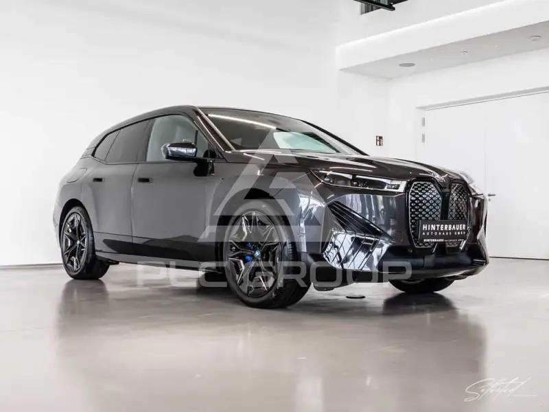 2023 BMW iX