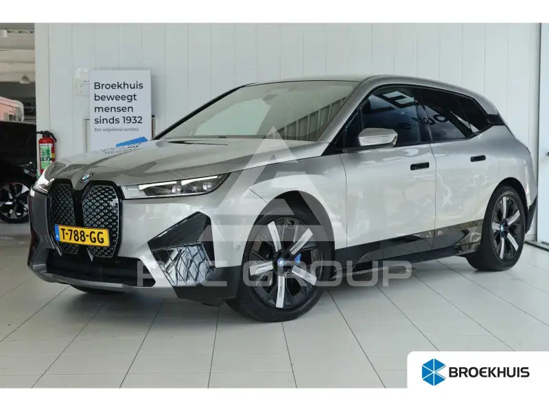 2023 BMW iX