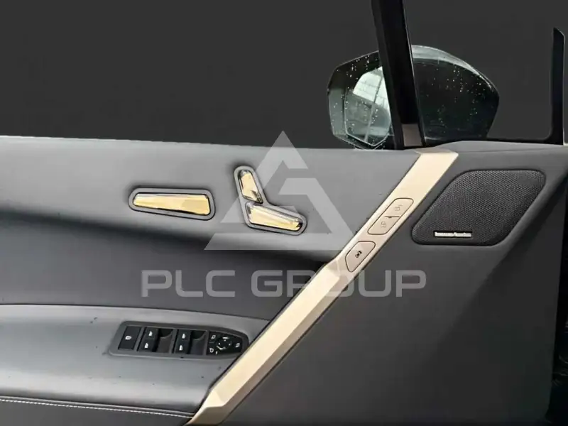 2023 BMW iX