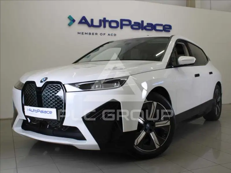 2023 BMW iX