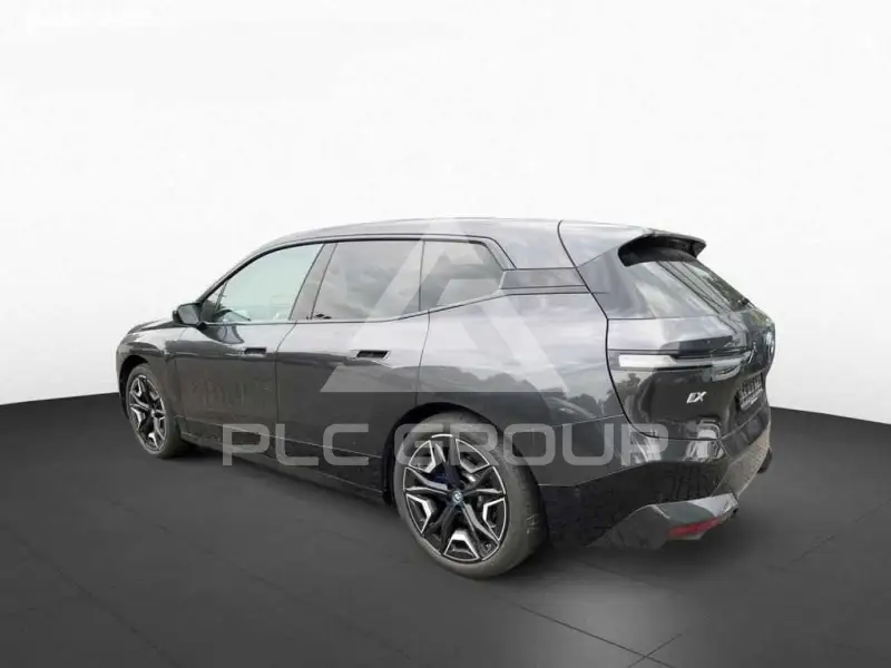 2023 BMW iX