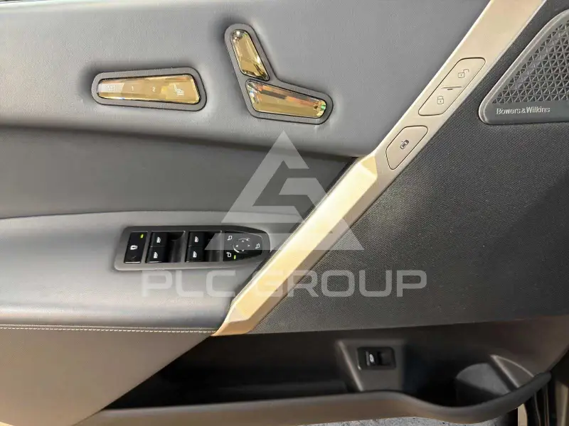 2023 BMW iX