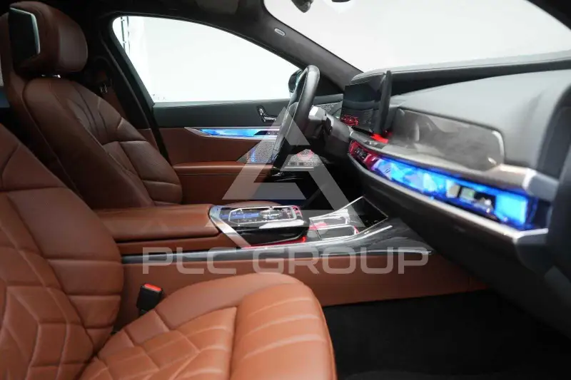 2023 BMW I7
