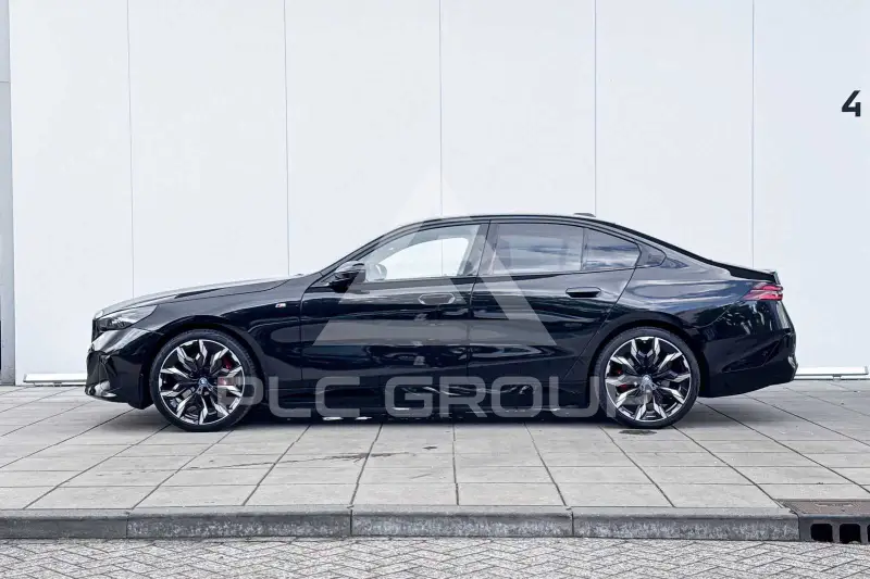 2023 BMW I5