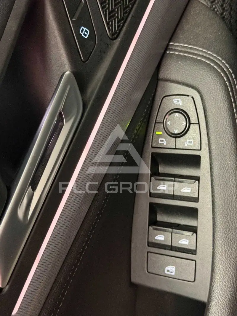 2023 BMW 218