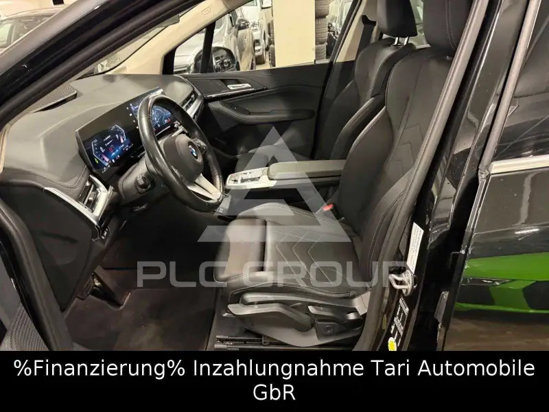 2023 BMW 218