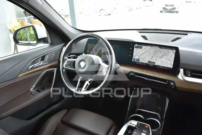 2023 BMW 218