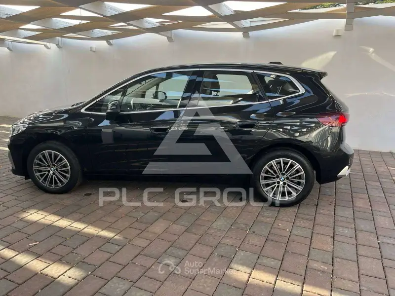 2023 BMW 218