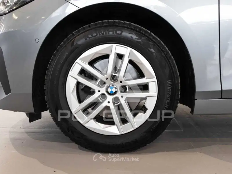 2023 BMW 218