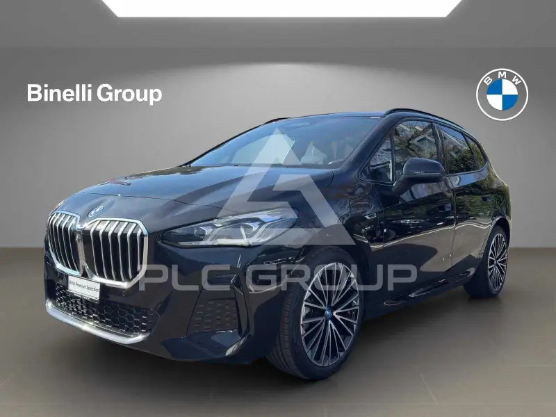 2023 BMW 218