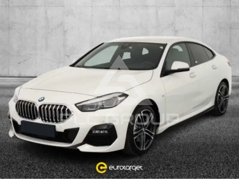 2023 BMW 218