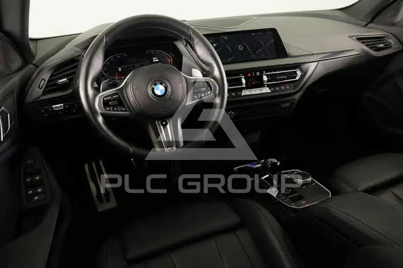 2023 BMW 218