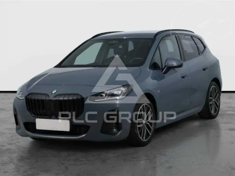 2023 BMW 218