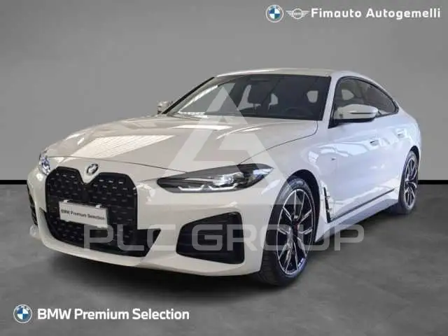 2023 BMW 218