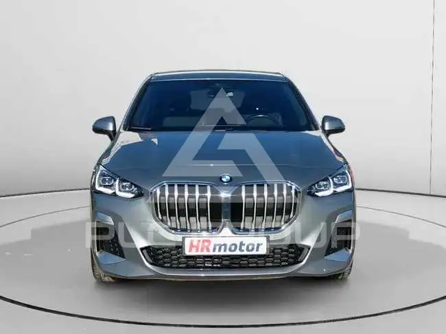 2023 BMW 218