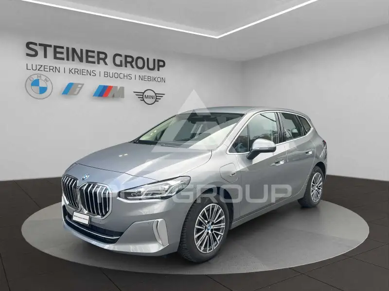 2023 BMW 218