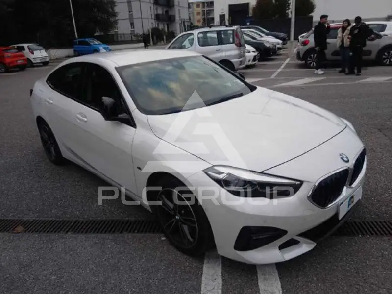 2023 BMW 218