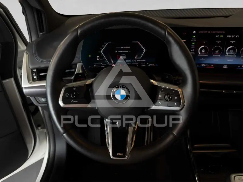 2023 BMW 218