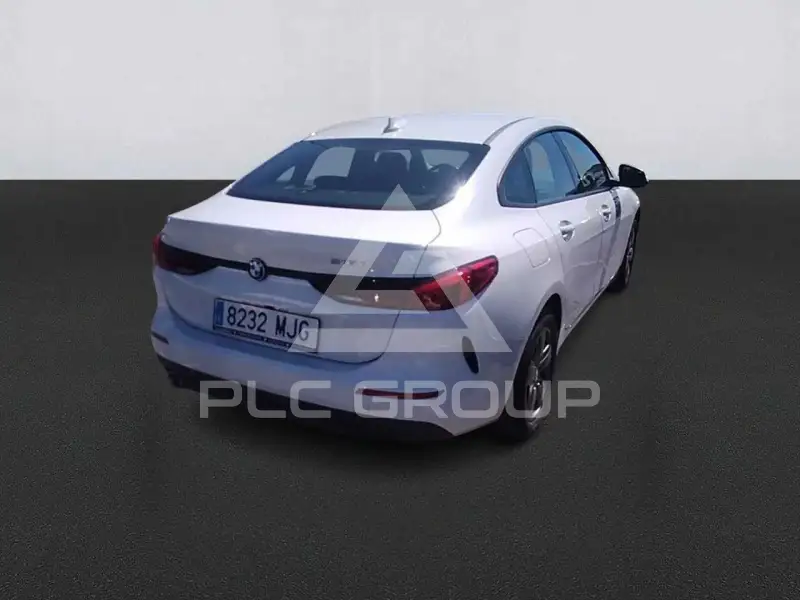 2023 BMW 218