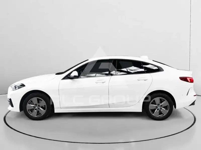 2023 BMW 218