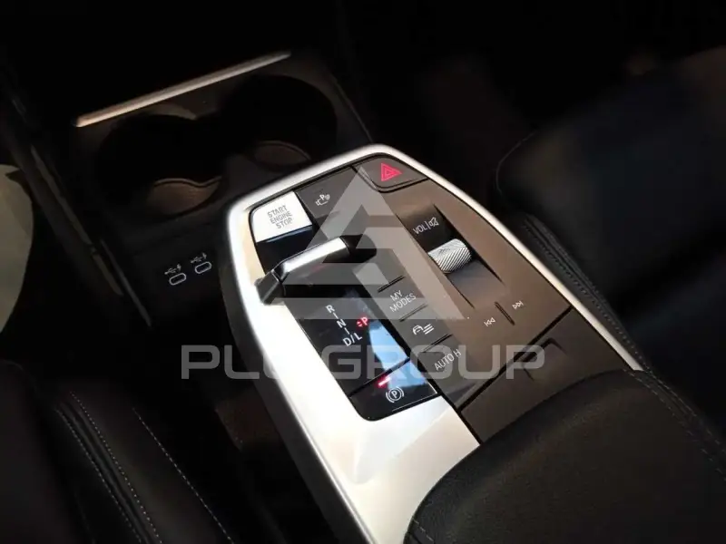 2023 BMW 218