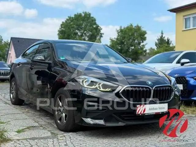 2023 BMW 218