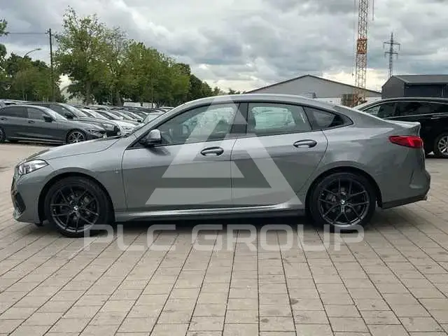 2023 BMW 218