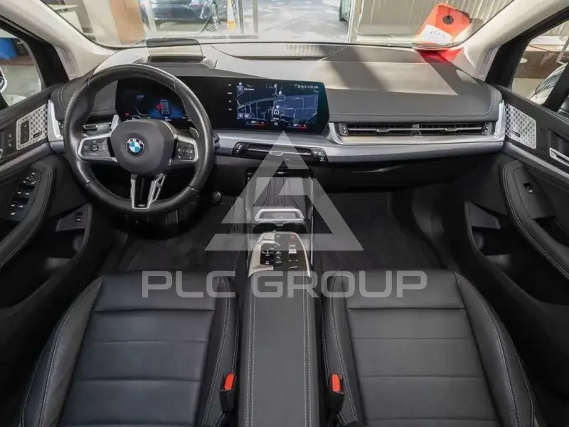2023 BMW 218
