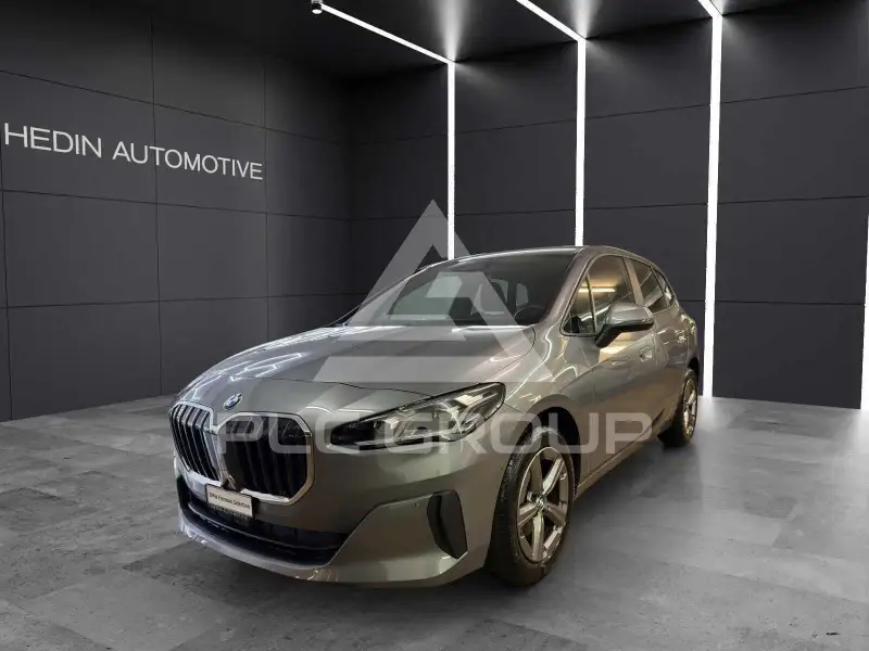 2023 BMW 218