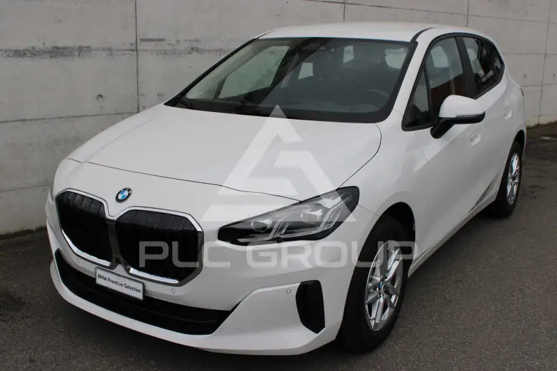 2023 BMW 218