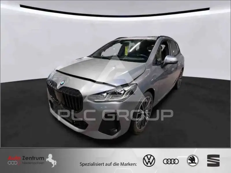 2023 BMW 218