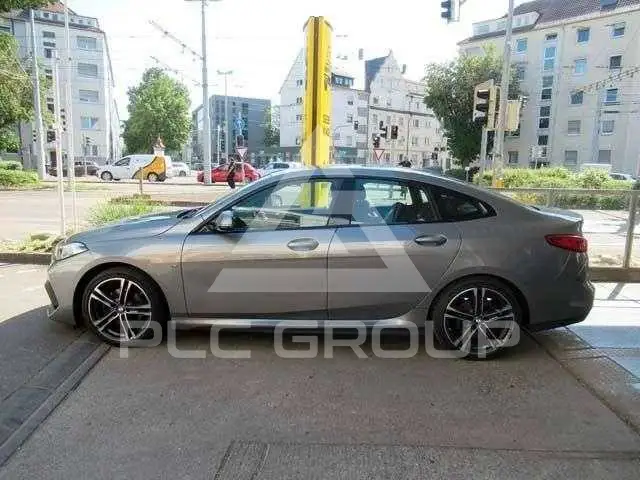2023 BMW 218