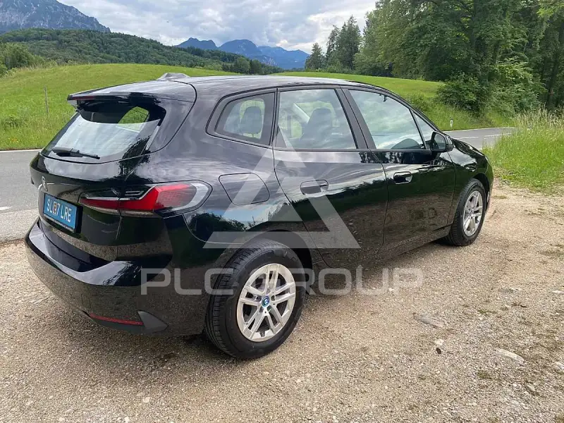 2023 BMW 218