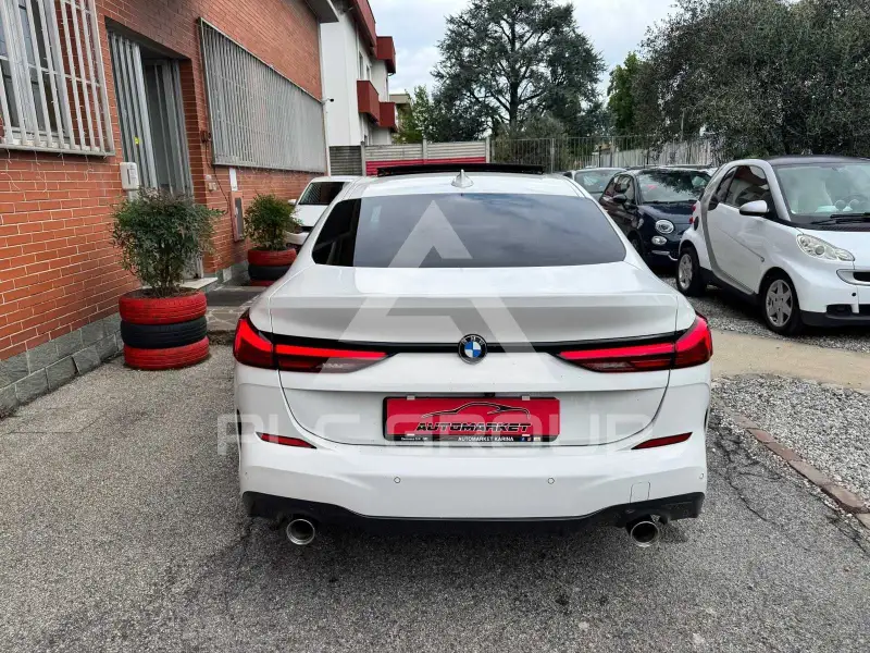 2023 BMW 218