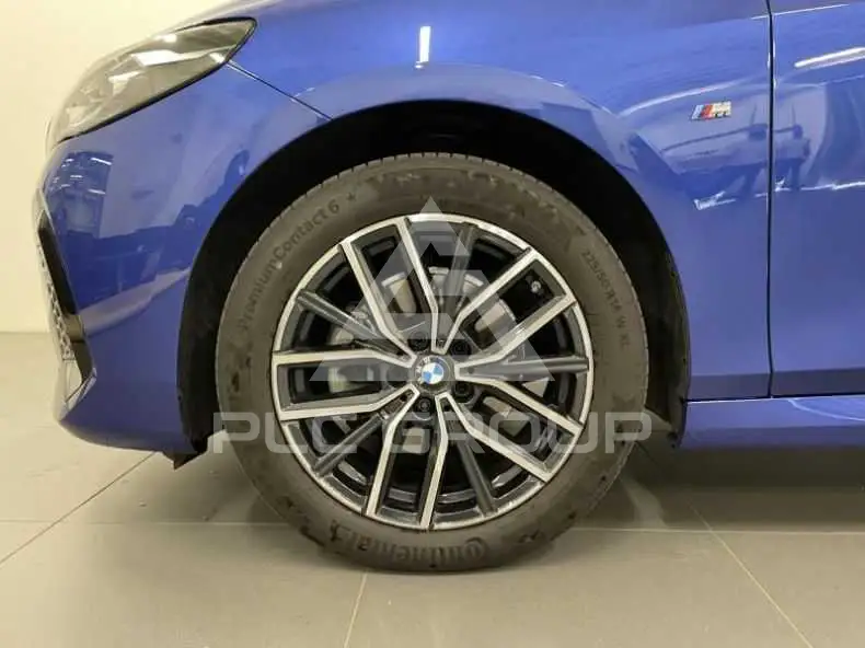 2023 BMW 218