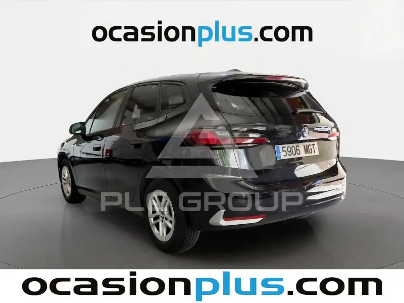 2023 BMW 218