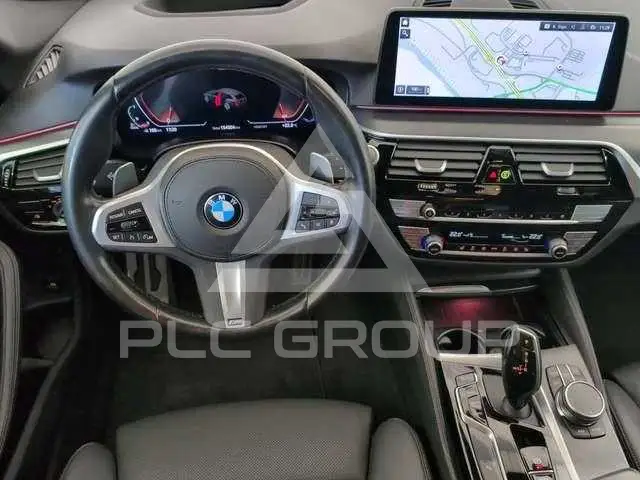 2023 BMW 523