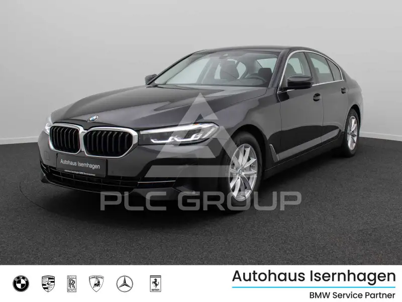 2023 BMW 523
