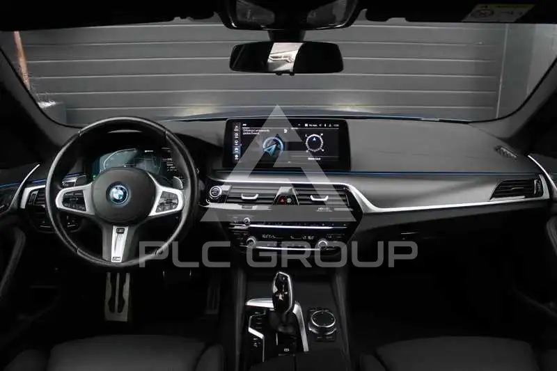 2023 BMW 523