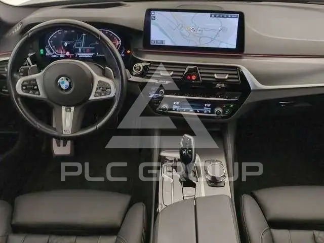 2023 BMW 523