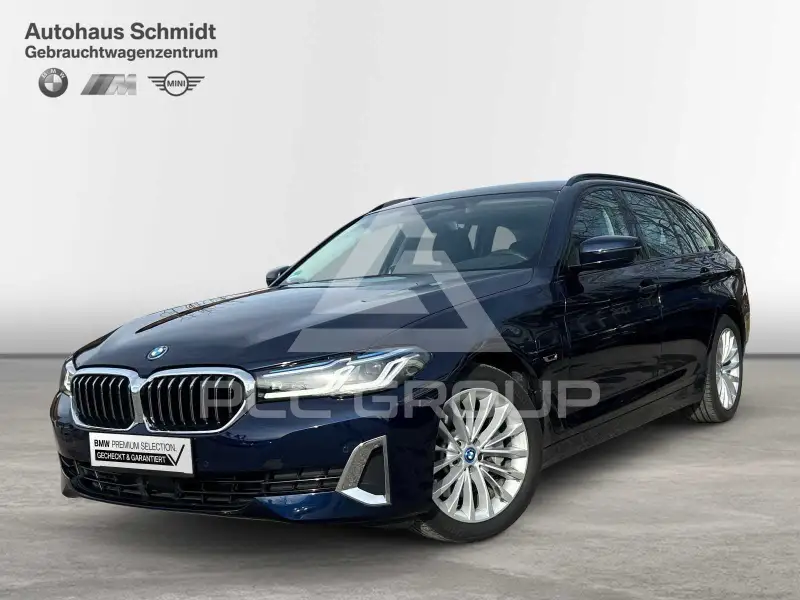 2023 BMW 523