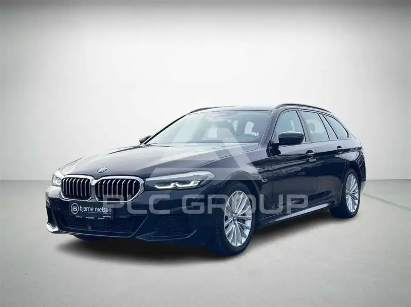2023 BMW 523