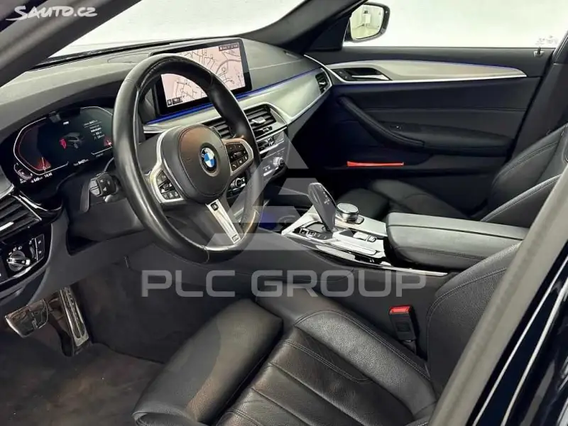 2023 BMW 523