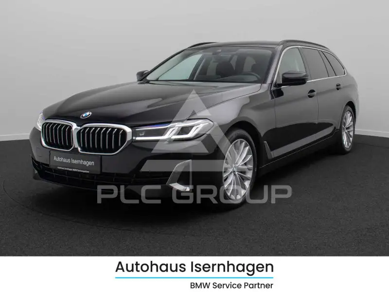 2023 BMW 523