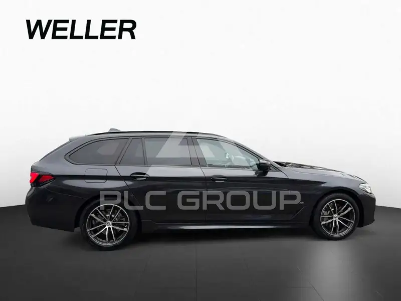 2023 BMW 523