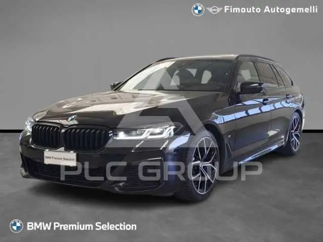 2023 BMW 523