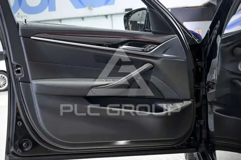 2023 BMW 523