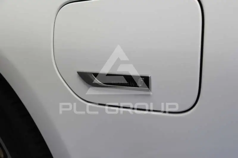 2023 BMW 523