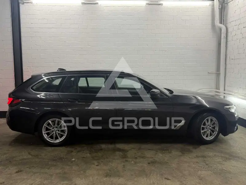 2023 BMW 523